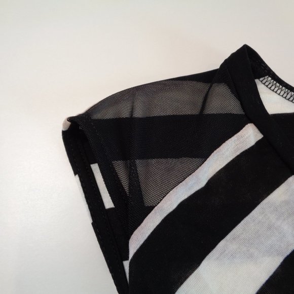 Bebe Size Small HELLO SAILOR Black White New Top - Picture 7 of 16